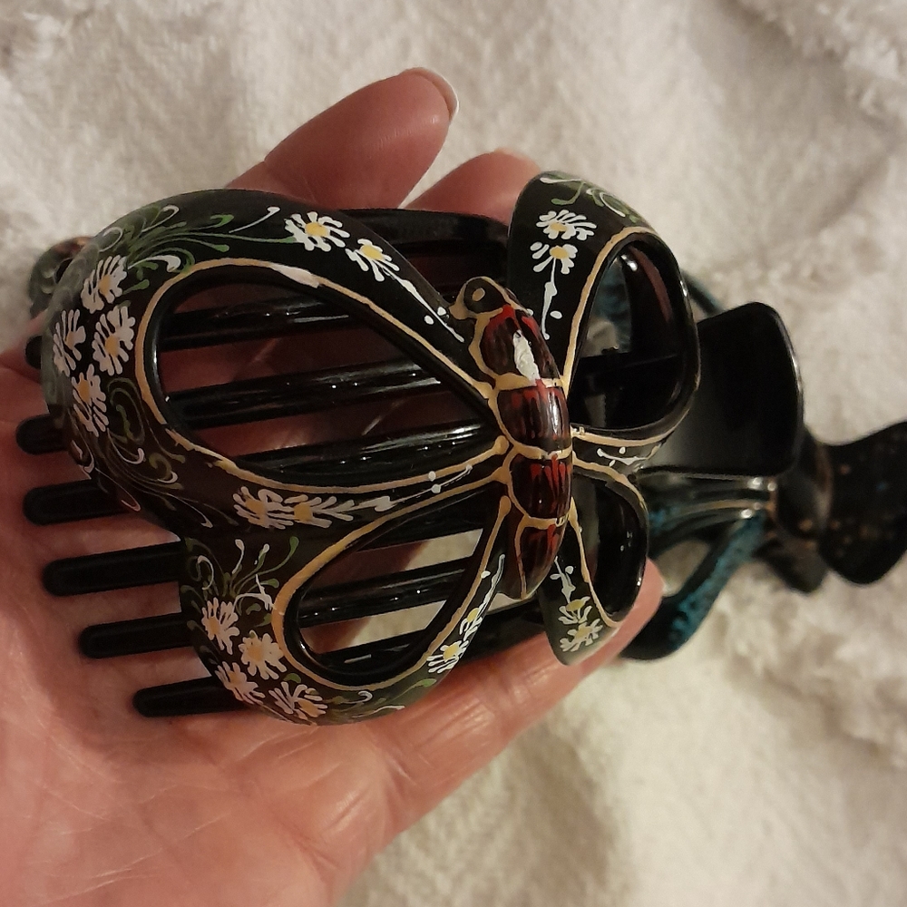 Vintage Hand Painted Hair Claw-Clips - Picture 5 of 5
